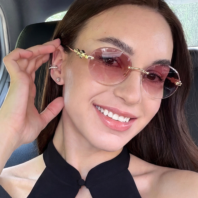 Streetwear Brands 2026 - 2026 New Fashion Frameless Oval Sunglasses